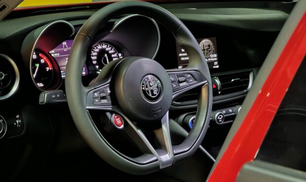 Мініатюра 59 Alfa Romeo Giulia 2019