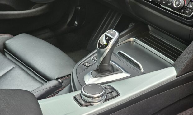 Миниатюра 58 BMW 4 Series 2016