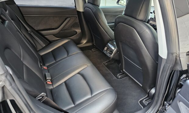 Миниатюра 56 Tesla Model 3 Dual Motor Long Range 2019
