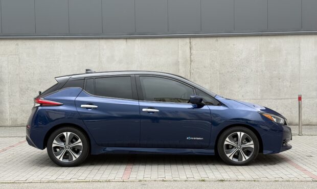 Миниатюра 6 Nissan Leaf 2019