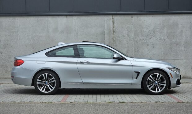 Миниатюра 6 BMW 4 Series 2016