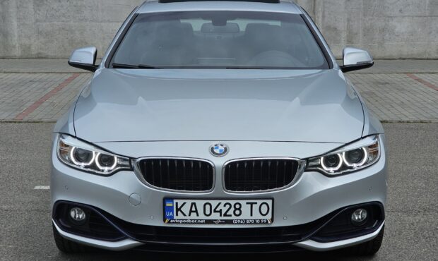 Миниатюра 8 BMW 4 Series 2016