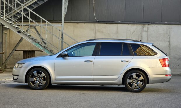 Мініатюра 2 Skoda Octavia A7 2013 1.6d