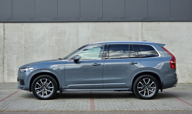 Мініатюра 2 Volvo XC90 2019