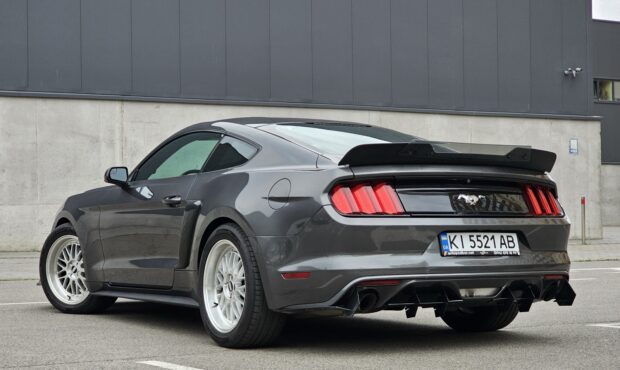 Мініатюра 2 Ford Mustang 2016