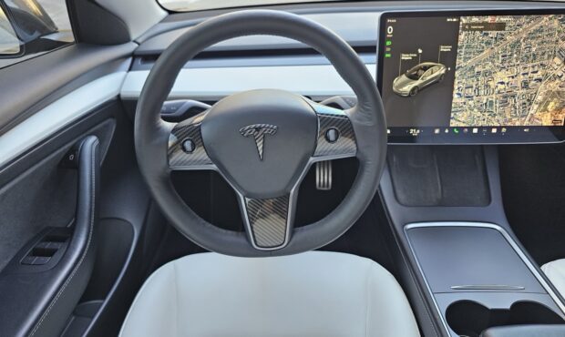 Мініатюра 25 Tesla Model 3 2021 Performance EU