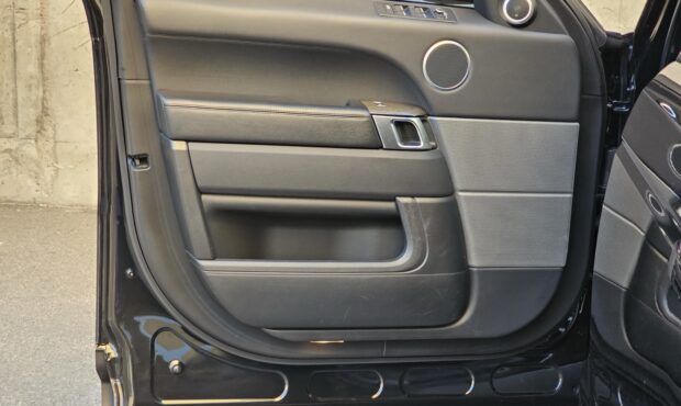 Мініатюра 26 Land Rover Range Rover Sport 2016