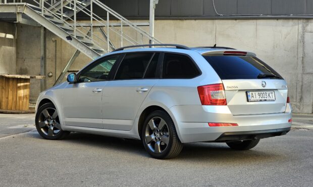 Мініатюра 3 Skoda Octavia A7 2013 1.6d