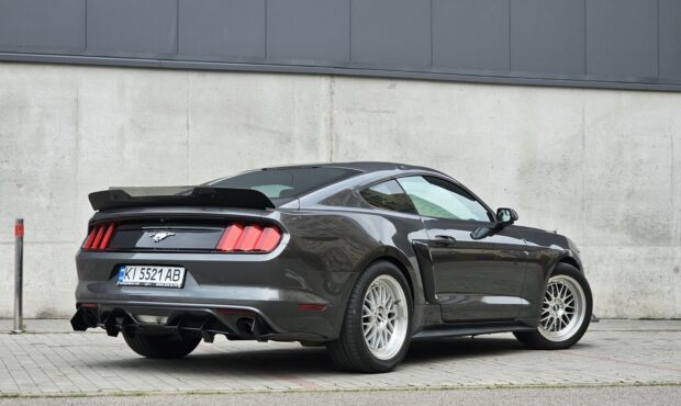 Мініатюра 3 Ford Mustang 2016