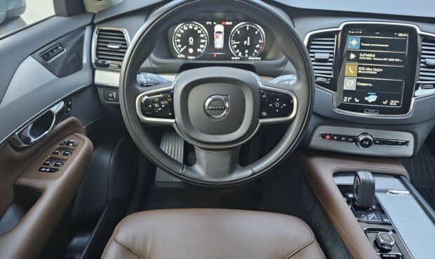 Мініатюра 34 Volvo XC90 2019