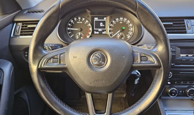Мініатюра 35 Skoda Octavia A7 2013 1.6d