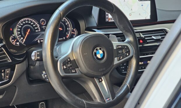 Мініатюра 38 BMW 5 Series 2017 G30 X-Drive M-Pack