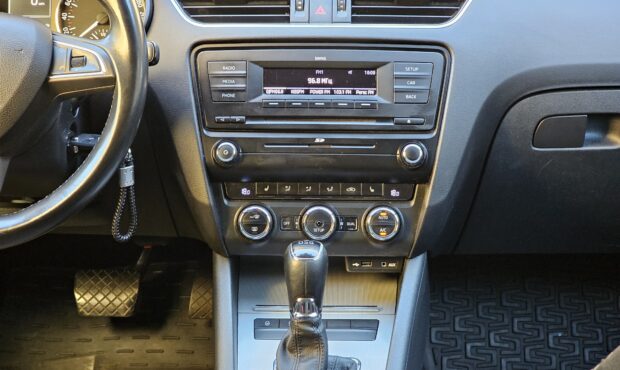 Мініатюра 38 Skoda Octavia A7 2013 1.6d