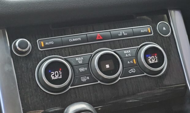 Мініатюра 39 Land Rover Range Rover Sport 2016
