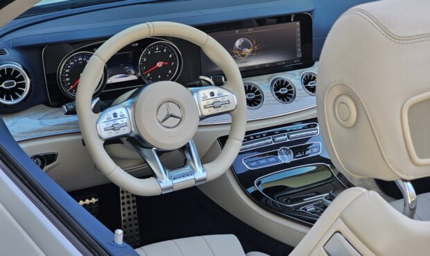 Мініатюра 43 Mercedes-Benz E-400 Cabriolet 2018