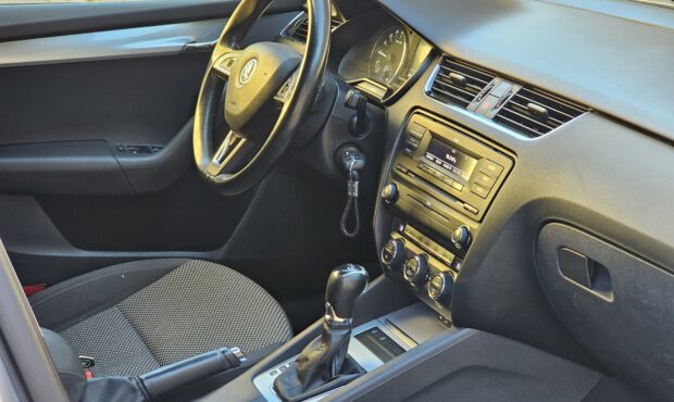 Мініатюра 42 Skoda Octavia A7 2013 1.6d