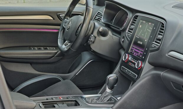 Мініатюра 47 Renault Megane 2018