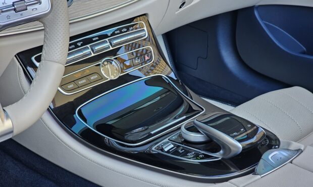 Мініатюра 54 Mercedes-Benz E-400 Cabriolet 2018