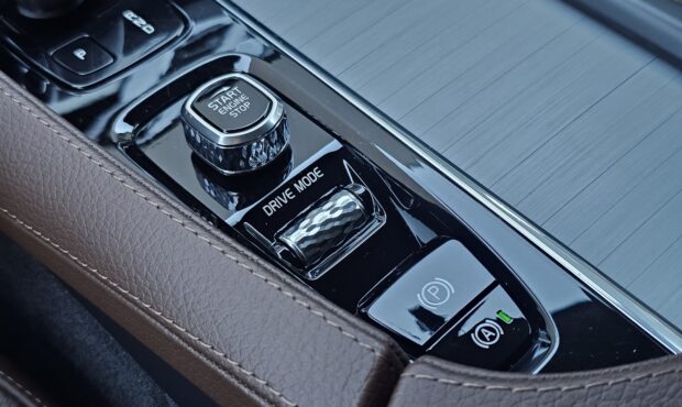 Мініатюра 60 Volvo XC90 2019