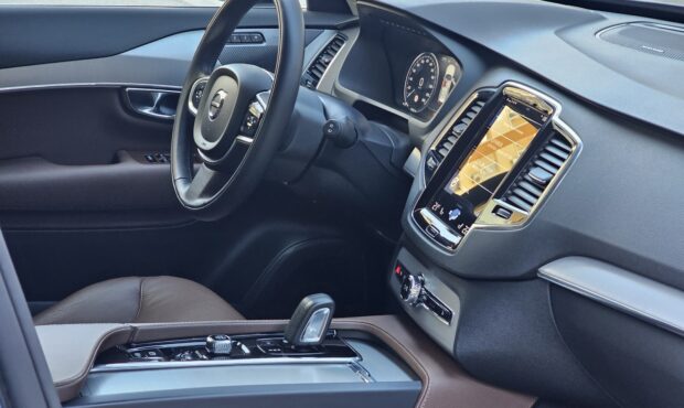 Мініатюра 64 Volvo XC90 2019