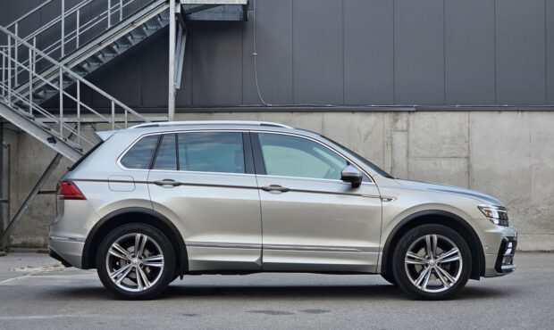 Мініатюра 6 Volkswagen Tiguan 2020