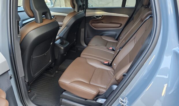 Мініатюра 70 Volvo XC90 2019