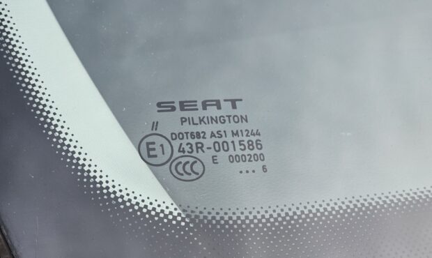 Мініатюра 10 Seat Leon FR Orange 2016