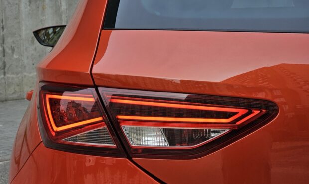 Мініатюра 13 Seat Leon FR Orange 2016
