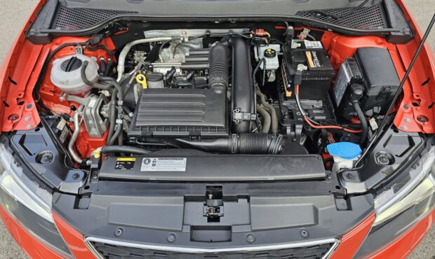 Мініатюра 19 Seat Leon FR Orange 2016