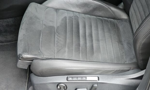 Миниатюра 20 Volkswagen Passat 2017