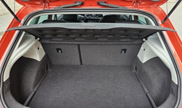 Мініатюра 20 Seat Leon FR Orange 2016