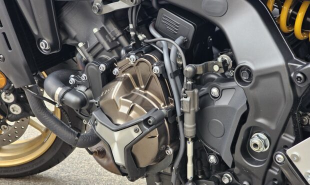Мініатюра 26 Yamaha XSR 900 2023