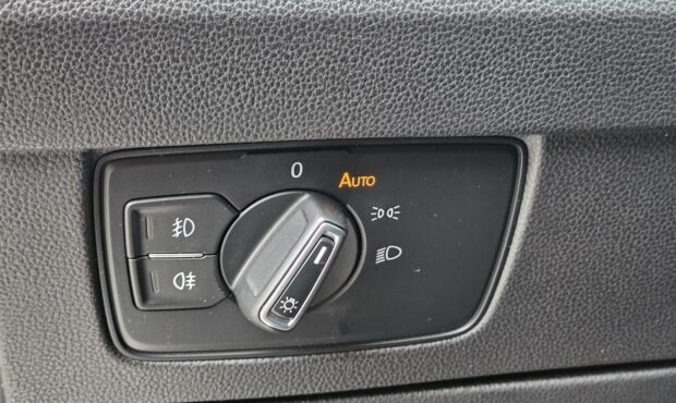 Миниатюра 24 Volkswagen Passat 2017