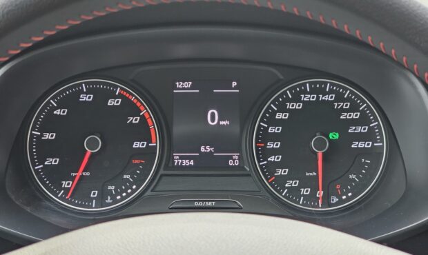 Мініатюра 37 Seat Leon FR Orange 2016