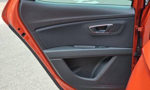 Мініатюра 51 Seat Leon FR Orange 2016