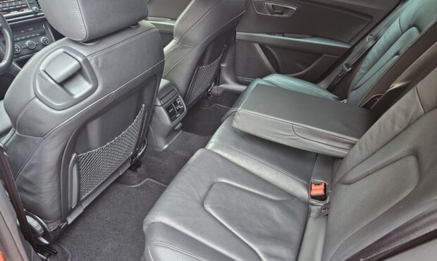 Мініатюра 52 Seat Leon FR Orange 2016