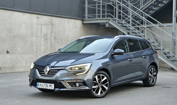 Миниатюра Renault Megane 2018