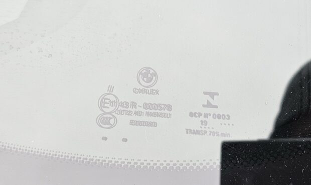 Миниатюра 10 BMW M550i xDrive 2019 4.4