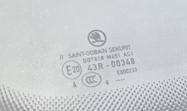 Миниатюра 10 Skoda Superb 2016