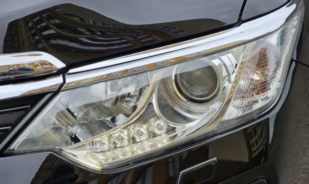 Мініатюра 10 Toyota Camry 2017