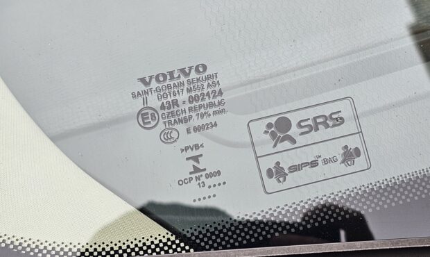 Мініатюра 10 Volvo XC60 2013