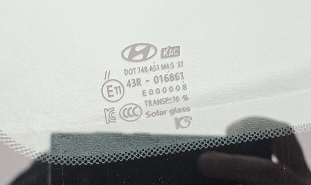 Мініатюра 11 Hyundai Ioniq Electric