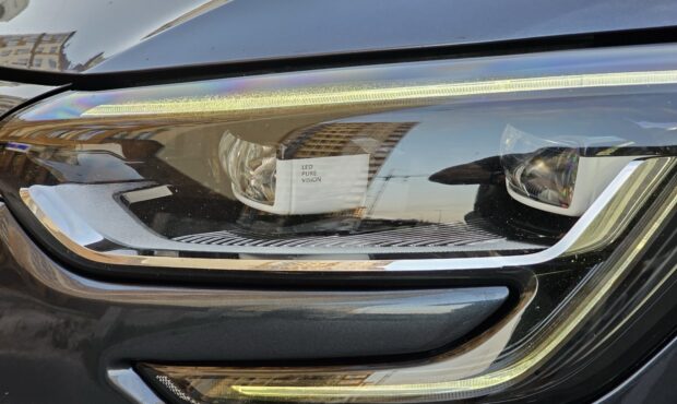 Миниатюра 11 Renault Megane 2018