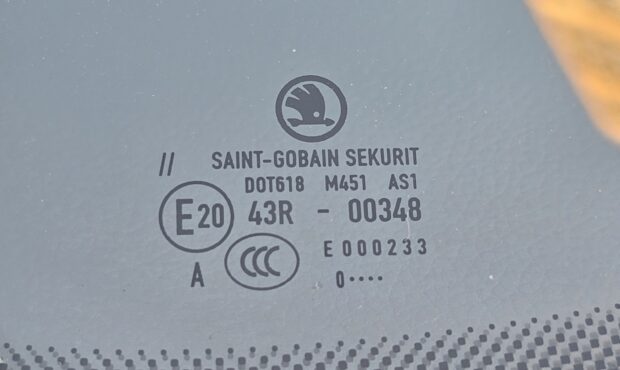 Мініатюра 12 Skoda Octavia Scout 2017