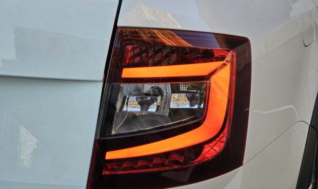 Мініатюра 16 Skoda Octavia Scout 2017