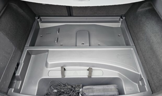 Мініатюра 19 Hyundai Ioniq Electric