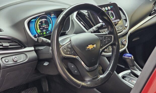Мініатюра 21 Chevrolet Volt 2016 Plug-in Hybrid