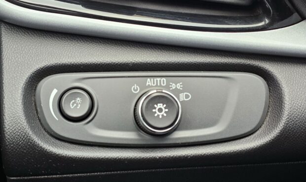 Мініатюра 22 Chevrolet Volt 2016 Plug-in Hybrid