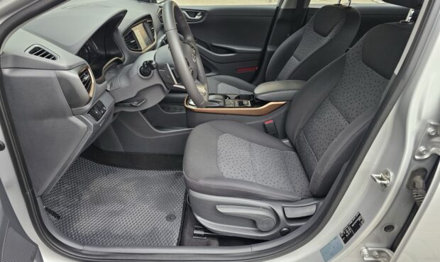 Мініатюра 26 Hyundai Ioniq Electric