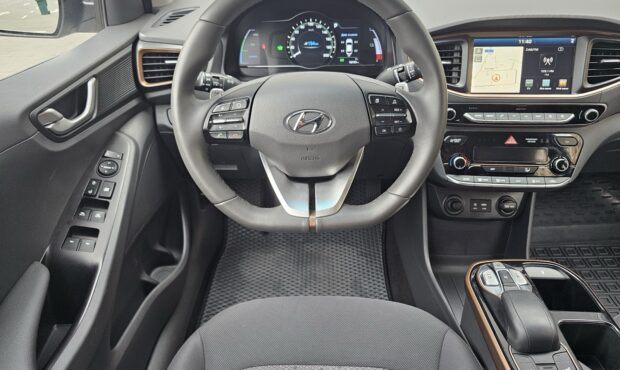Мініатюра 30 Hyundai Ioniq Electric